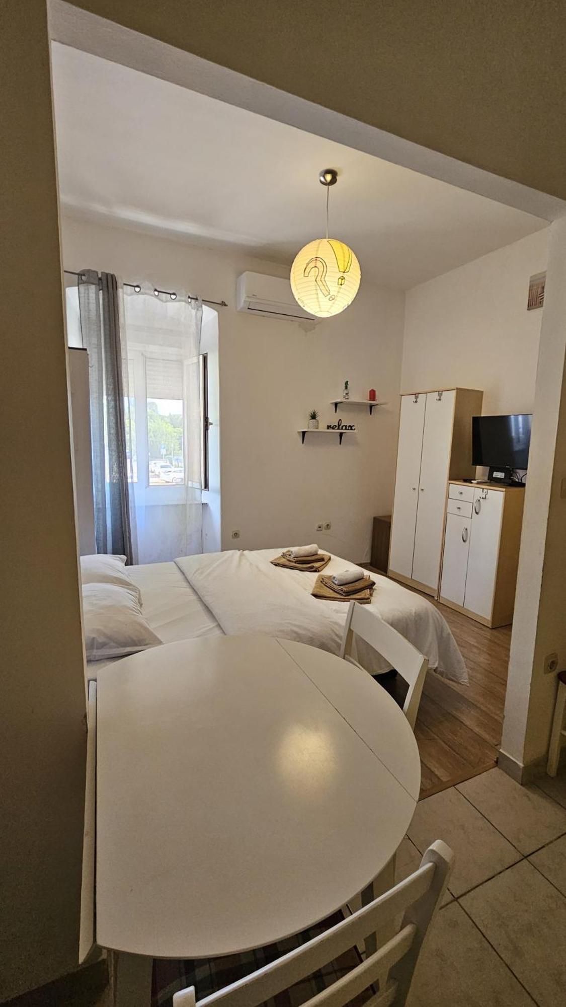 Kiki For 2, Near Old Town & Beach, Free Wifi Apartman Zadar